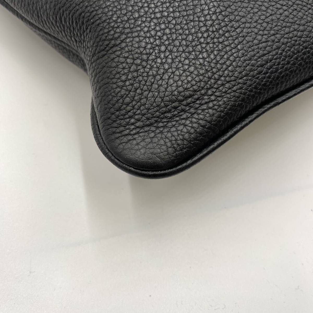 15 【美品】 コーチ COACH ショルダーバッグ サコッシュ ボディバック クロスボディ バワリー 肩掛け 斜め掛け ブラック 黒 レザー 革 ショルダーバッグ サコッシュ COACH COACH(コーチ) ターンロック ヌメ革