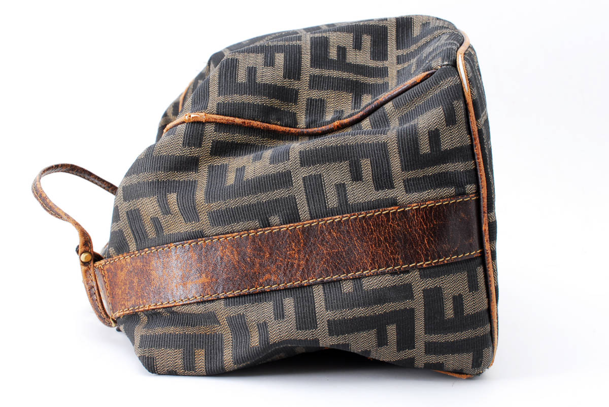 1円スタート】FENDI フェンディ ズッカ キャンバス レザー 