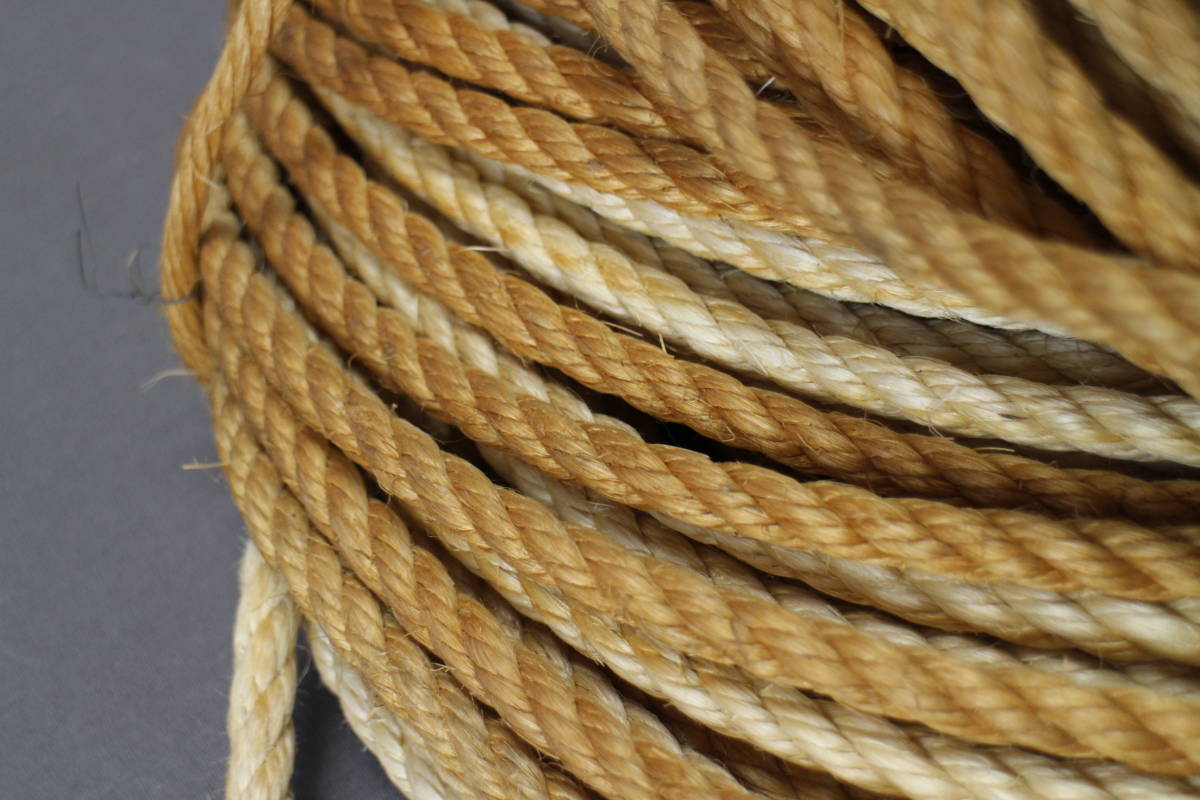 麻ロープ 麻縄 太さ約1 約6 5 アウトドア 縄紐 屋外 農作業 キャンプ 爪とぎ キャットタワー リメイク素材 手芸 手仕事 ロープ 売買されたオークション情報 Yahooの商品情報をアーカイブ公開 オークファン Aucfan Com