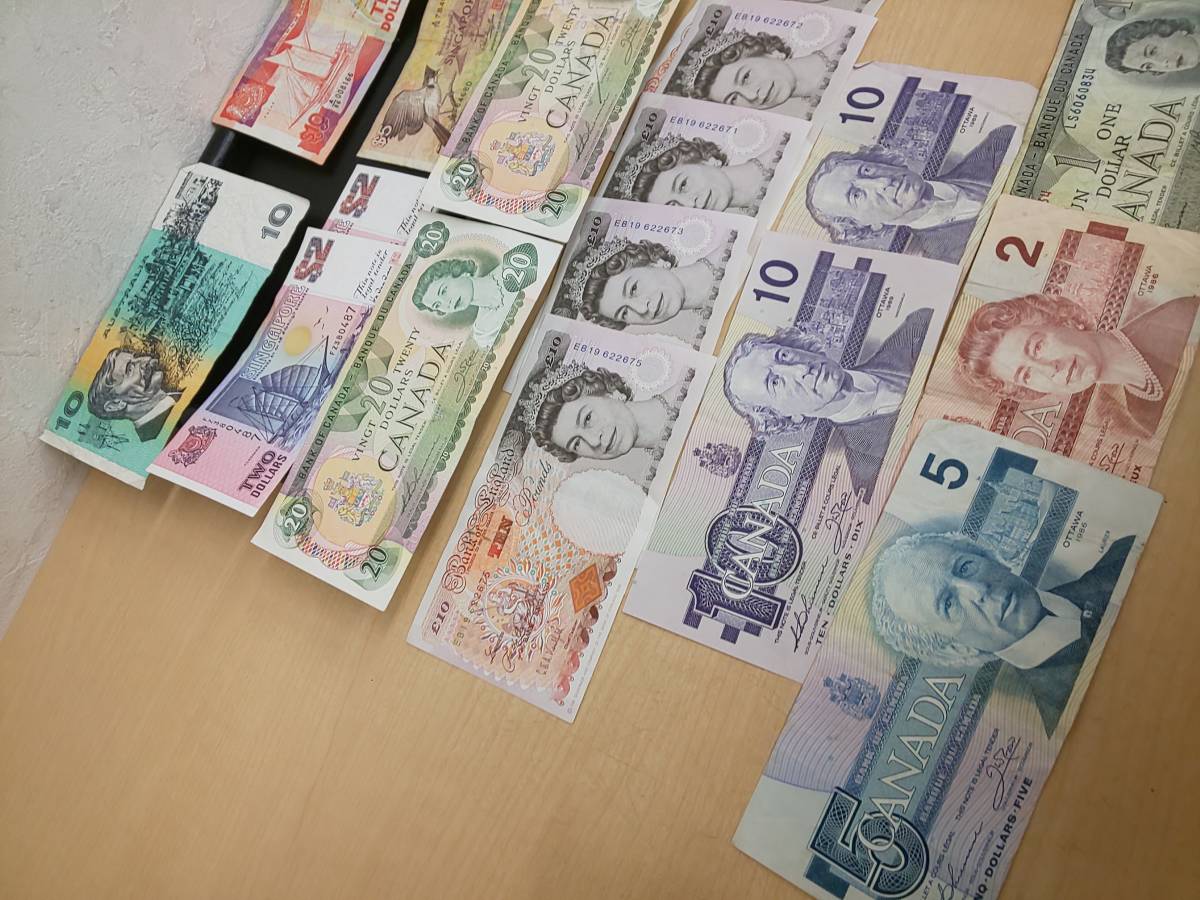 57 割引 紙幣 外国銭 10オーストラリアドル 118カナダドル 19シンガポールドル Entretetizei Com Br 57 割引 紙幣 外国銭 10オーストラリアドル 118カナダドル 19シンガポールドル Entretetizei Com Br
