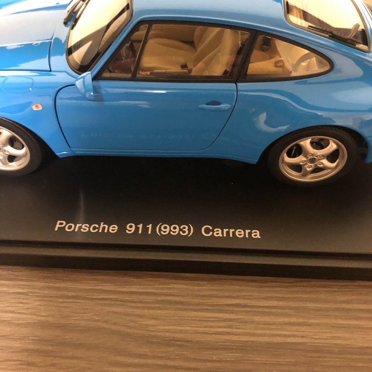 オートアート ポルシェ 911 (993) カレラ 1/18 1⁄18 0 オートアート