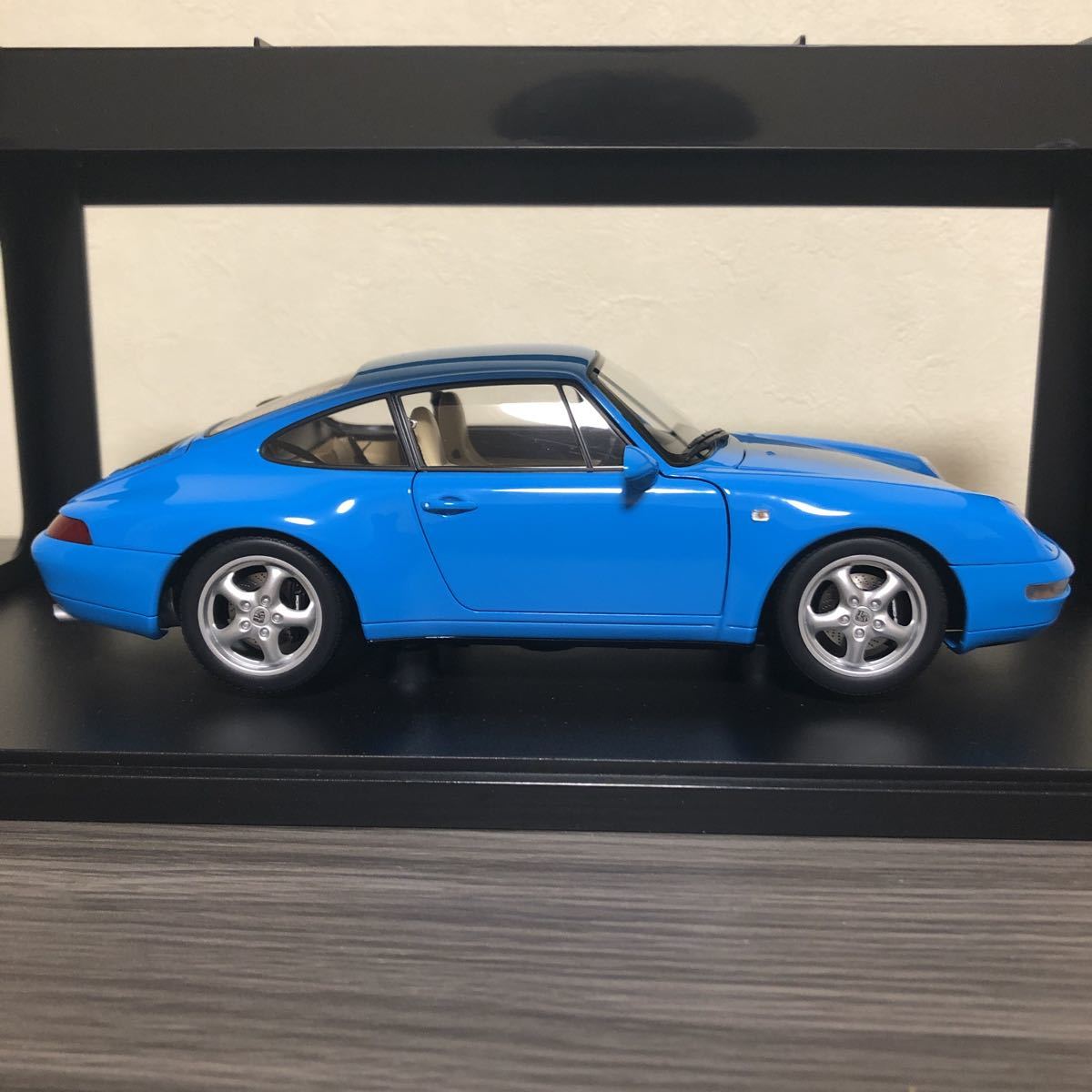 オートアート ポルシェ 911 (993) カレラ 1/18 1⁄18 0 オートアート