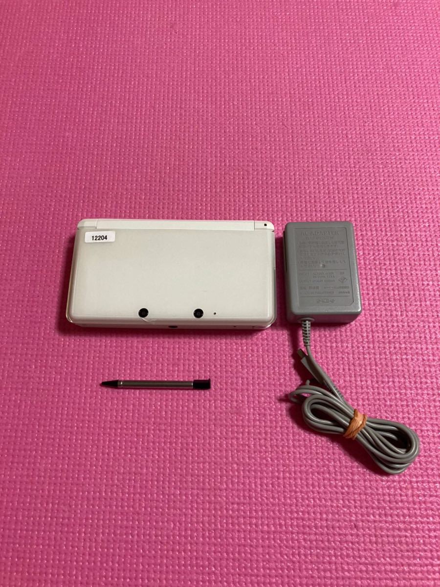 低価，品質保証 ニンテンドー3DS本体 ホワイト 充電器付属(ニンテンドー3DS本体)｜売買されたオークション情報、yahooの商品情報をアーカイブ公開 - オークファン ニンテンドー3DS本体