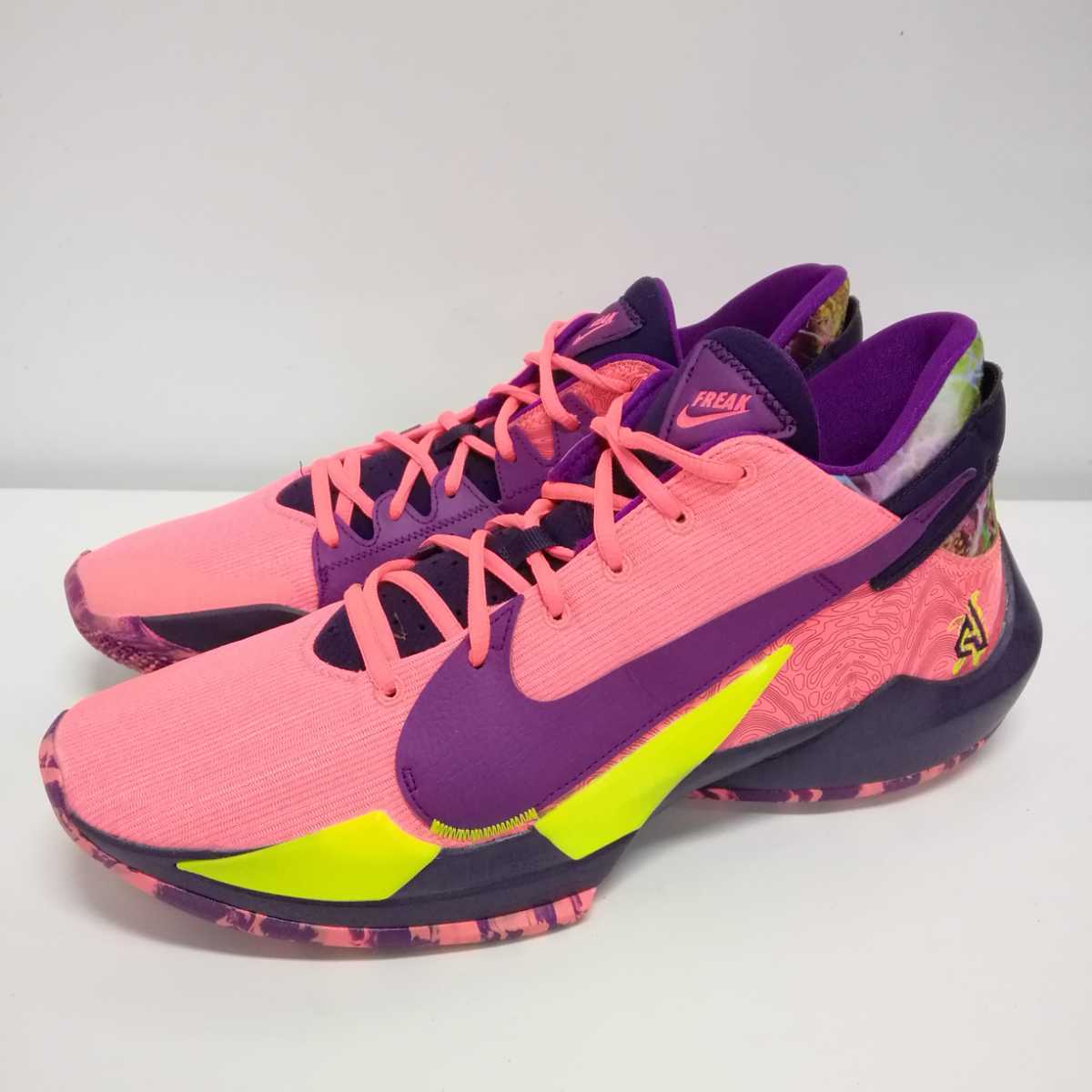 美品 NIKE ナイキ ZOOM Freak 2 ズームフリーク ブライトマンゴー 31cm  