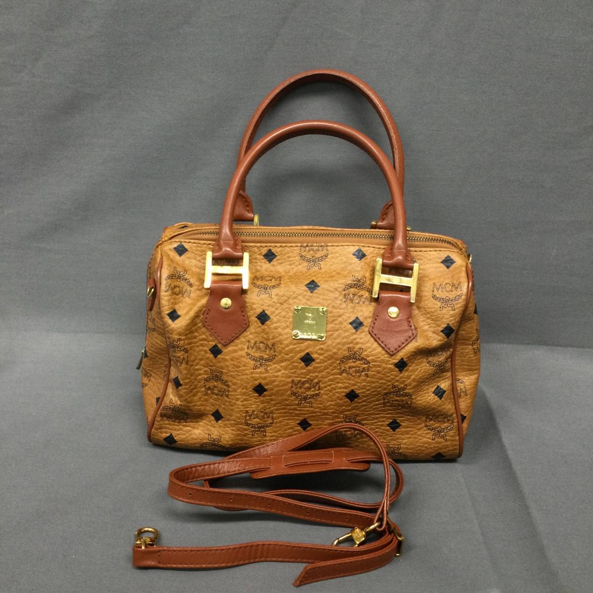 お得，本物保証 040516 205733 MCM エムシーエム ショルダーバッグ 2WAY ミニボストンバッグ レザー キャメル 鞄(かばん、バッグ)｜売買されたオークション情報、yahooの商品情報をアーカイブ公開 - オークファン かばん、バッグ
