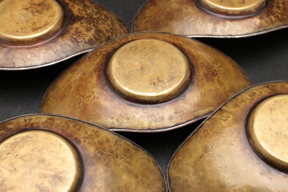 茶道具 静和堂 金谷五良三郎作 黄銅鎚目小判型 茶托 5