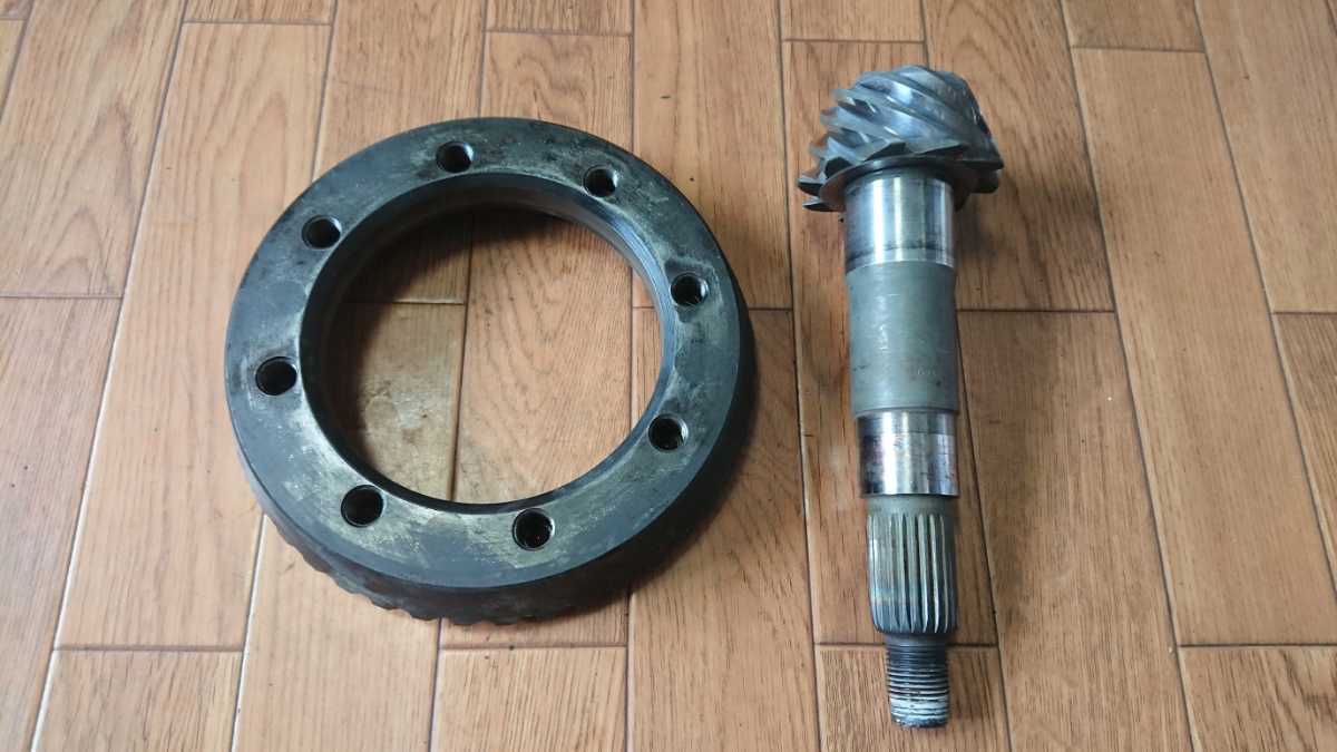 く*け様 AE86 4.3ファイナルギヤ AE86 ファイナルギヤ 4.3 中古 デフ レビン トレノ LSD AE86 レビン