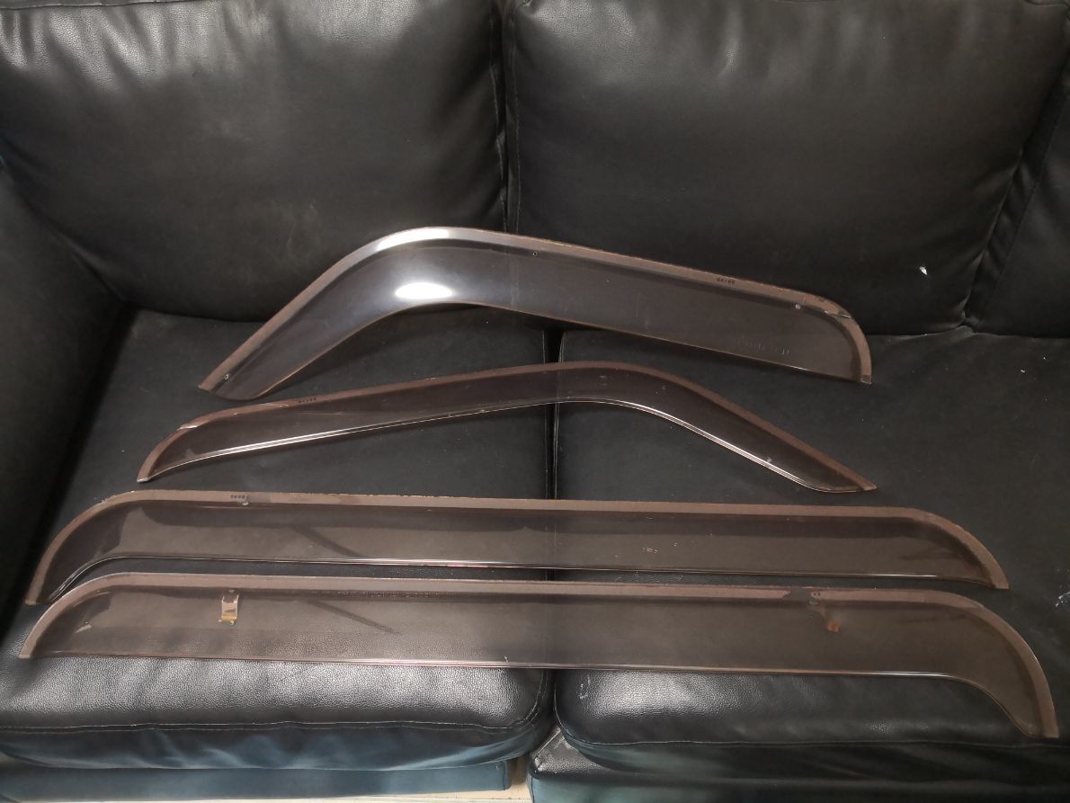 新品，限定SALE 迅速発送 管理A66 サンバー TW1 TW2 TV1 TV2 ドアバイザー 4つ 運転席 助手席 後部座席(フロント)｜売買されたオークション情報、yahooの商品情報をアーカイブ公開 - オークファン スバル用