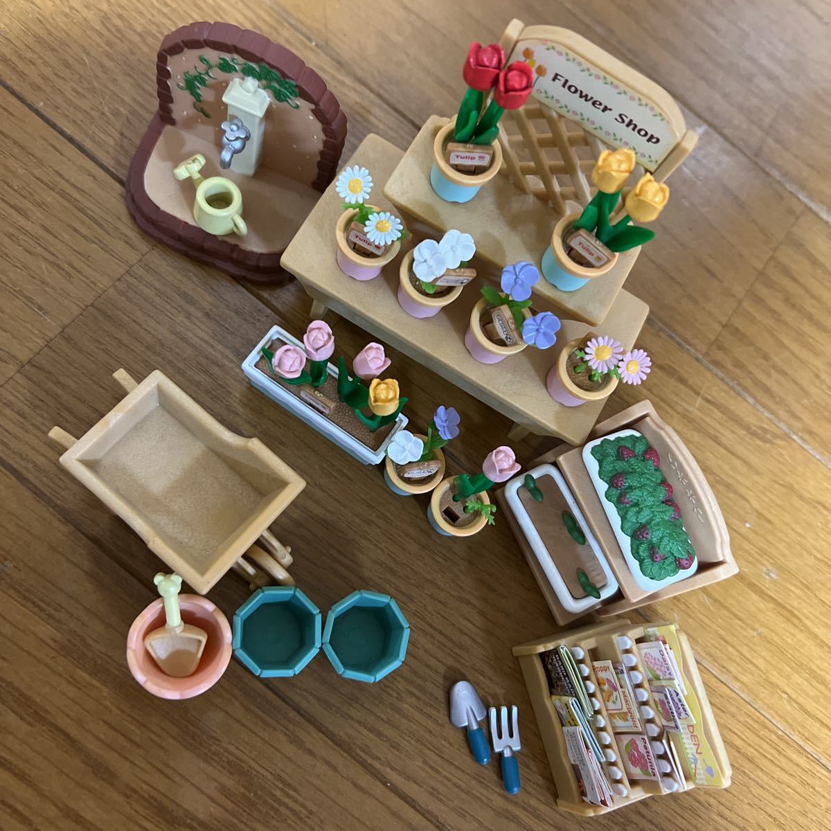 シルバニアファミリー かわいいお花屋さん フラワーショップ 花台 棚