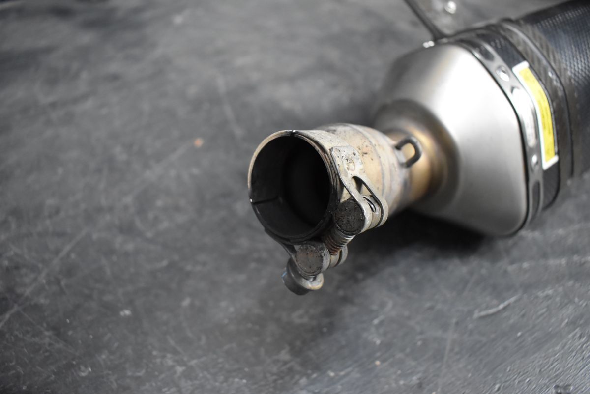 アクラポビッチスリップオンマフラーninja250 AKRAPOVIC(アクラポ 