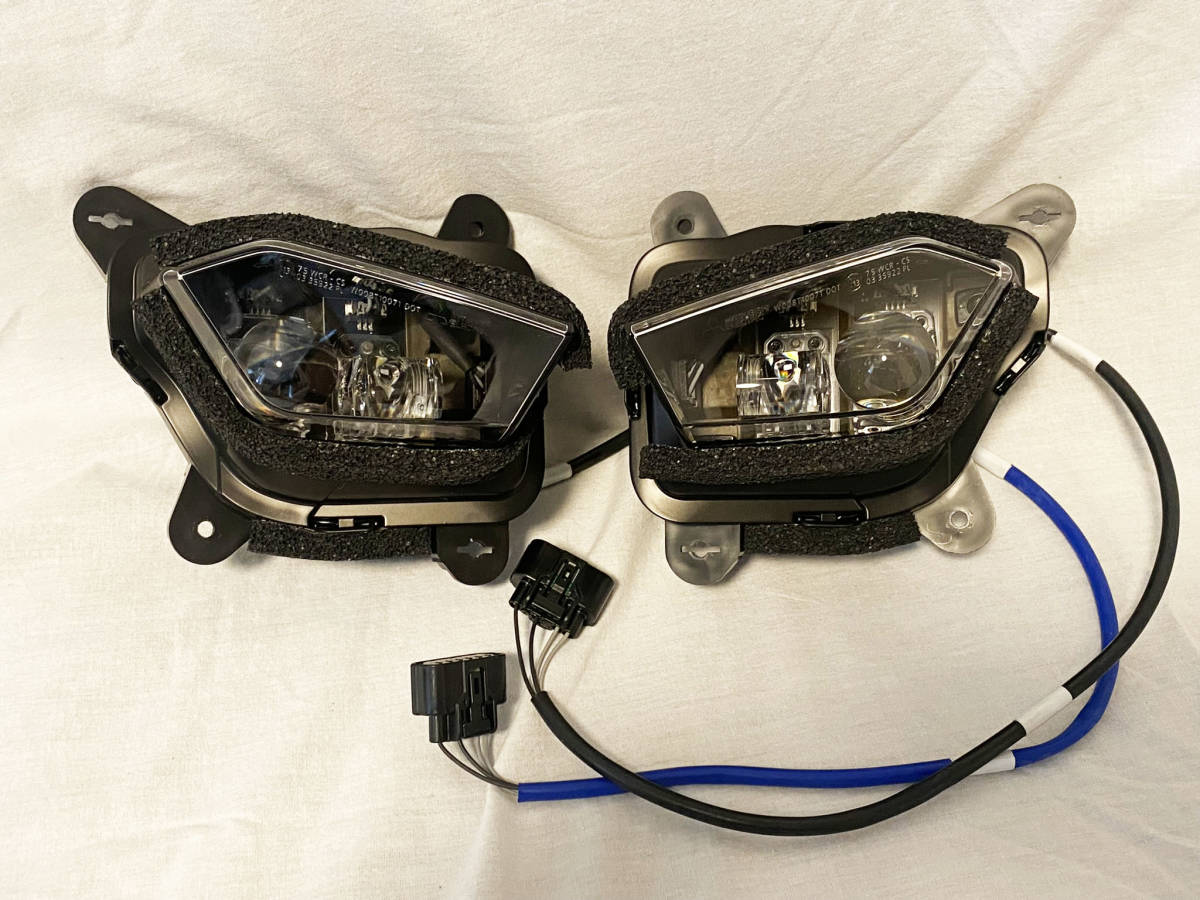 サイトウ5点 Kawasaki ZX-10R（2022）純正サイドカウルセット 新車外し】