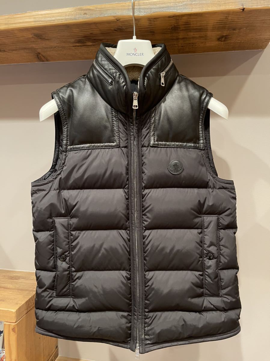 モンクレール ダウンベスト メンズ サイズ1 1 売買されたオークション情報 Yahooの商品情報をアーカイブ公開 オークファン Aucfan Com
