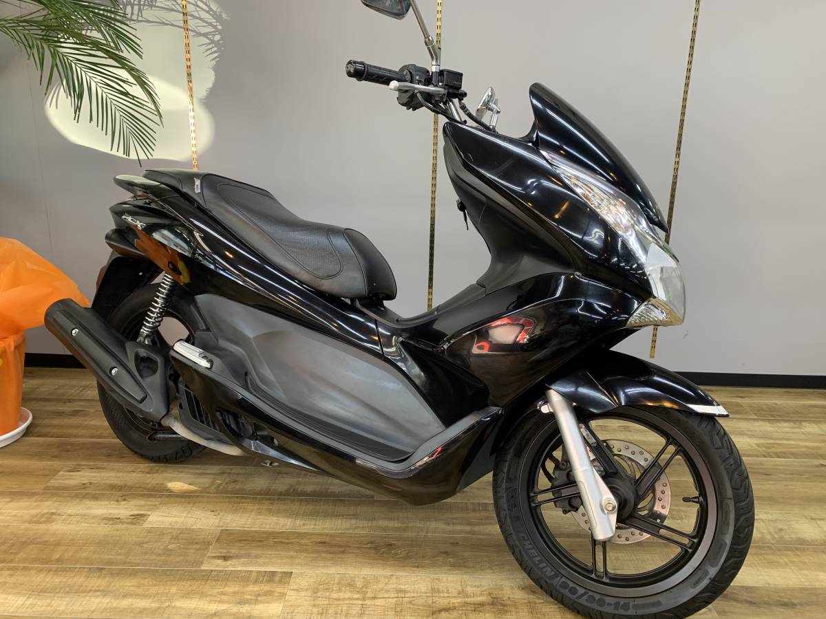 ウィルズウィン製 PCX125 JF28 バイク シート PCX125 黒 