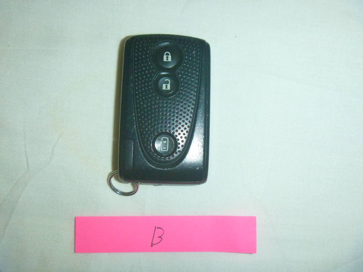 L375S タント　キーレス　スマートキー ダイハツ　_1