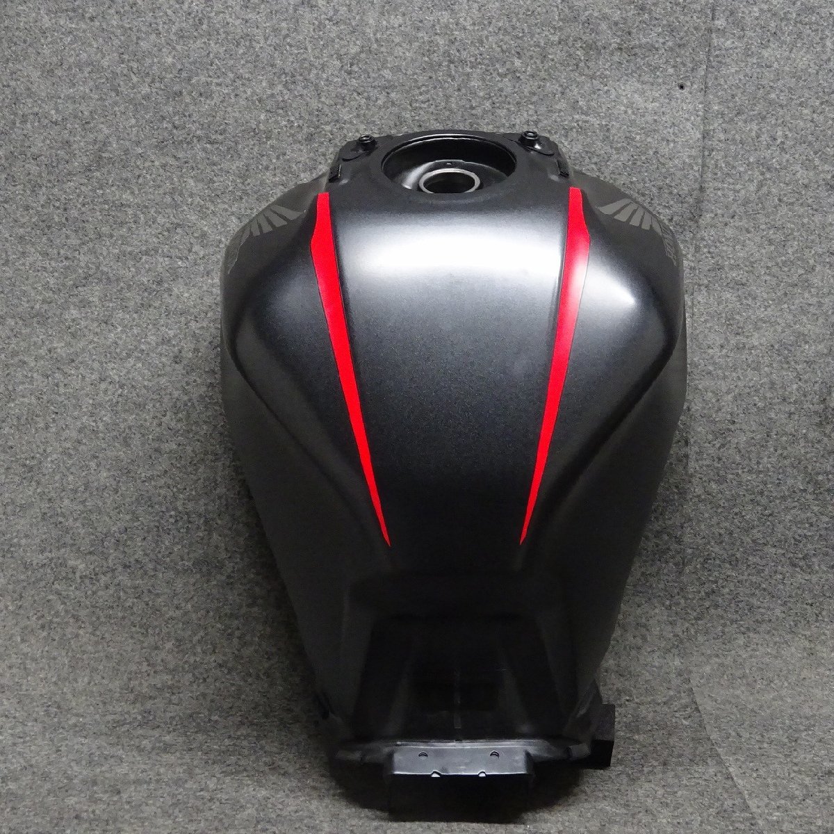 CBR650R 純正フューエルガソリンタンク マットブラック わずかにエクボ