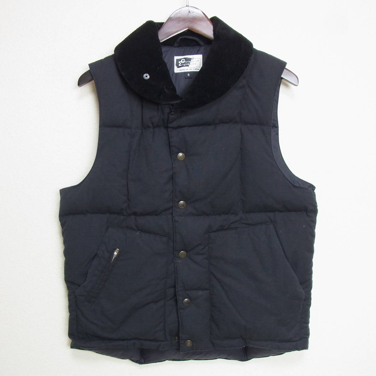 格安，正規品 ENGINEERED GARMENTS エンジニアド ガーメンツ 700フィル ショールカラーダウンベスト ブラック size S(ベスト)｜売買されたオークション情報、yahooの商品情報をアーカイブ公開 - オークファン ベスト