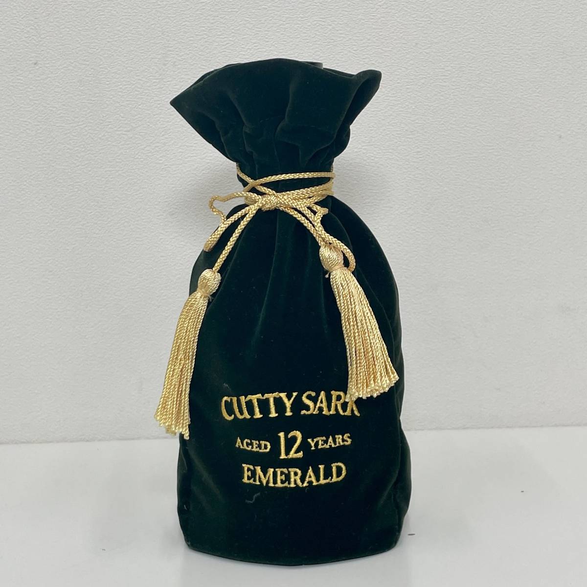 Scotch CUTTY SARK12 古酒、箱なし、巾着袋付き、未開栓、 CUTTY SARKS カティサーク 12年 巾着 保存袋付き 古酒 | ACADEMY