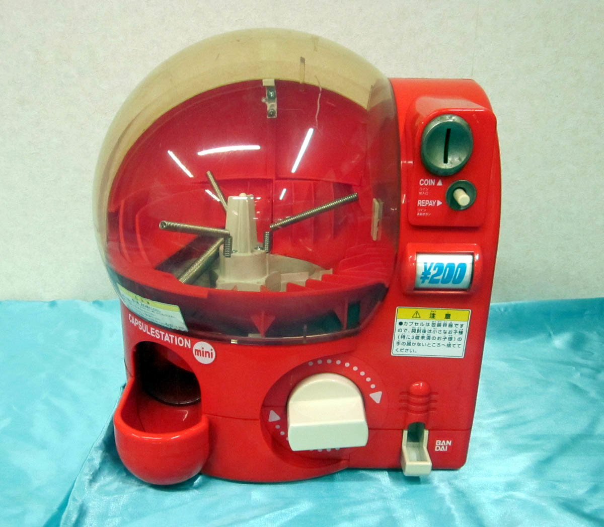 カプセルステーション mini 赤色 本体 中古品 傷・汚れあり 鍵無し 
