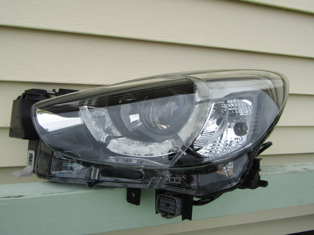 中古 メルセデス・ベンツ Cクラス W205 後期 純正 LED ヘッドライト 右