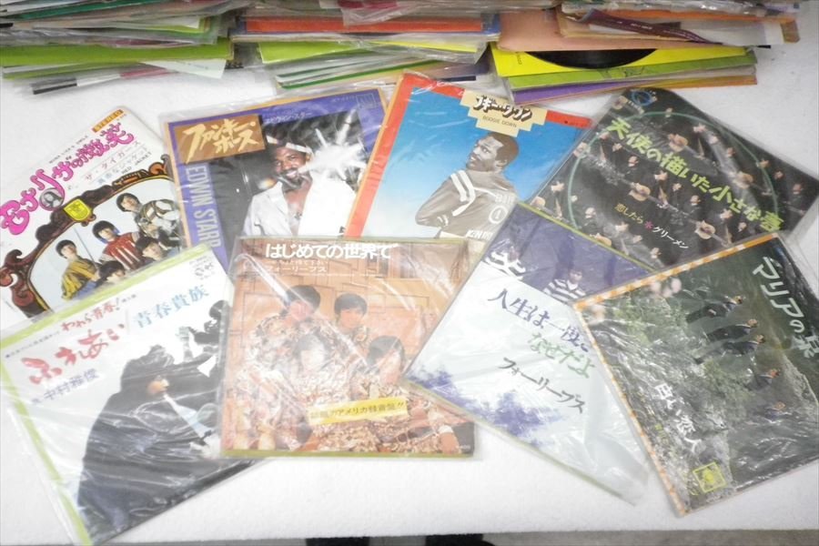【中古大量品】レコード盤　２０枚セット EP盤 ▽ ジャンル様々 中古 約300枚 レコード 現状品 231005R9121