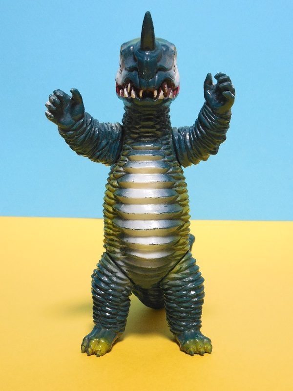 アボラス　プラタグ付き Amazon.co.jp: ウルトラ怪獣 アボラス プラタグ 日本製 怪獣ソフビ