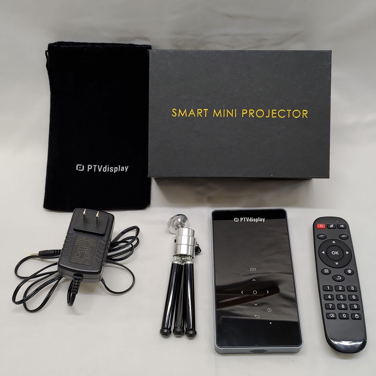 美品 動作保証 PTVdisplay SMART MINI PROJECTOR P81 スマート ミニ