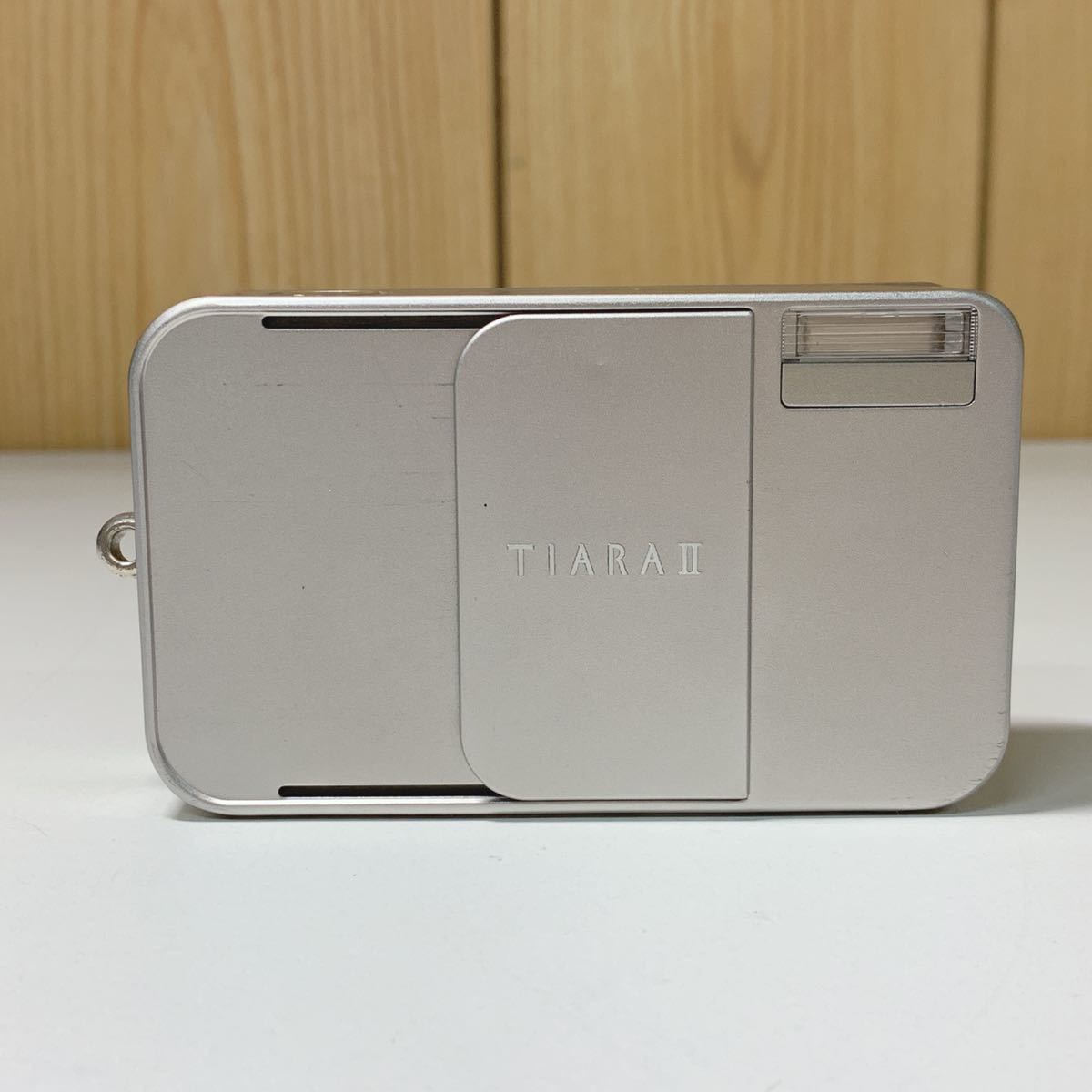 定番人気，限定SALE 1円~ コレクター品 FUJIFILM 富士フィルム TIARA Ⅱ ティアラ SUPER-EBC FUJINON LENS フィルムカメラ シルバー 現状品(コンパクトカメラ)｜売買されたオークション情報、yahooの商品情報をアーカイブ公 コンパクトカメラ