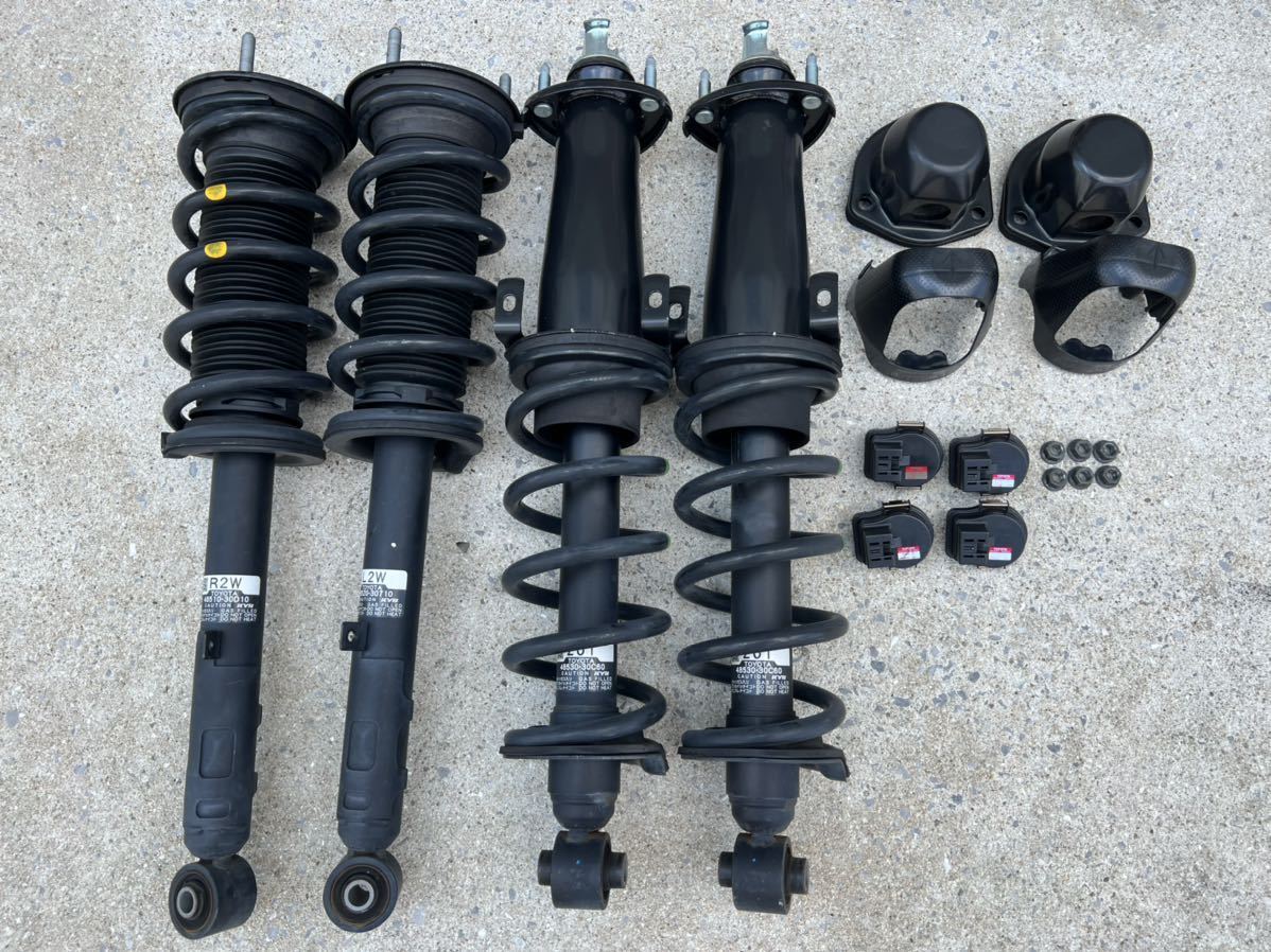 210系 クラウン アスリート HV AWS210 後期 純正 AVS サスペンション