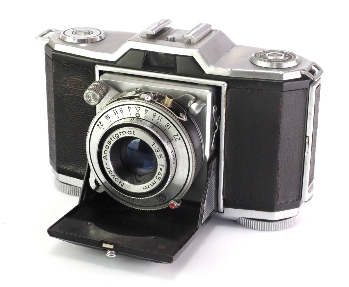 ツァイス・イコン Zeiss Ikon Ikonta 524/2 6x9 Novar Anastigmat