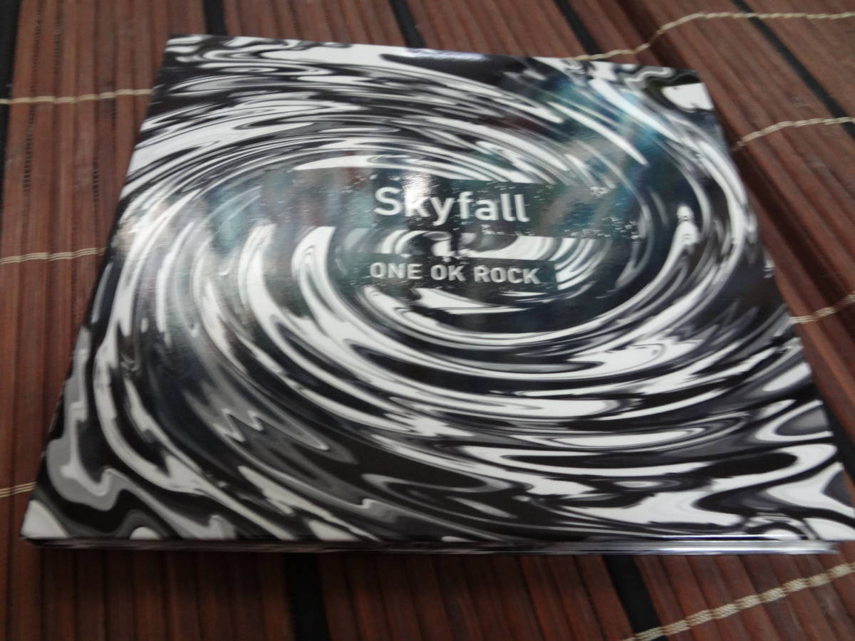 低価，人気セール 1 ONE OK ROCK Skyfall 会場限定 ワンオク CD(わ行)｜売買されたオークション情報、yahooの商品情報をアーカイブ公開 - オークファン わ行