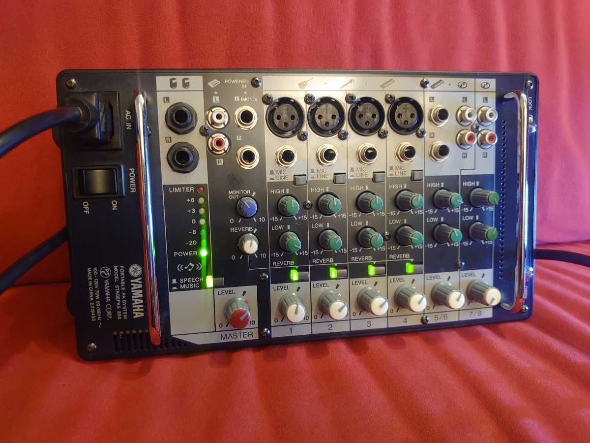 YAMAHA】STAGEPAS 300 PORTABLE PA SYSTEM ミキサー ヤマハ ポータブル