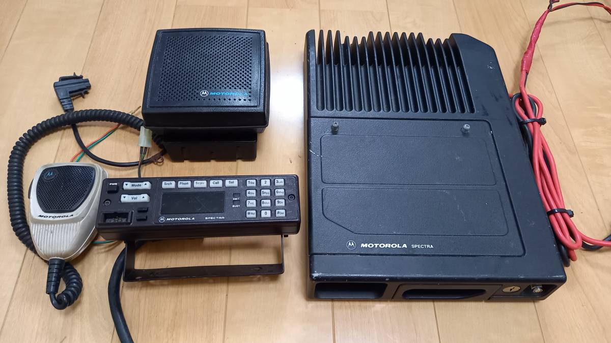 MOTOROLA　SPECTRA　VHF　ジャンク品