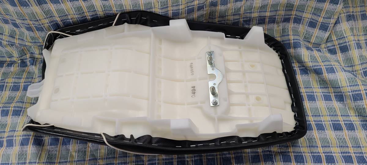 新品未使用 ZRX1200ダエグ ファイナルエディション純正シート