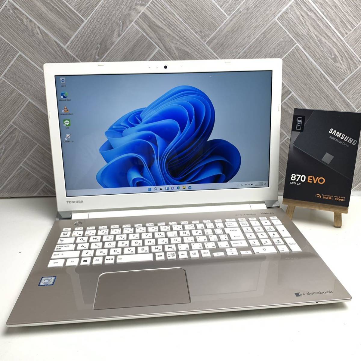 i7 第8世代 Core 11）（ノートPC｜パソコン - ssd（OSWindows i7／8GB 