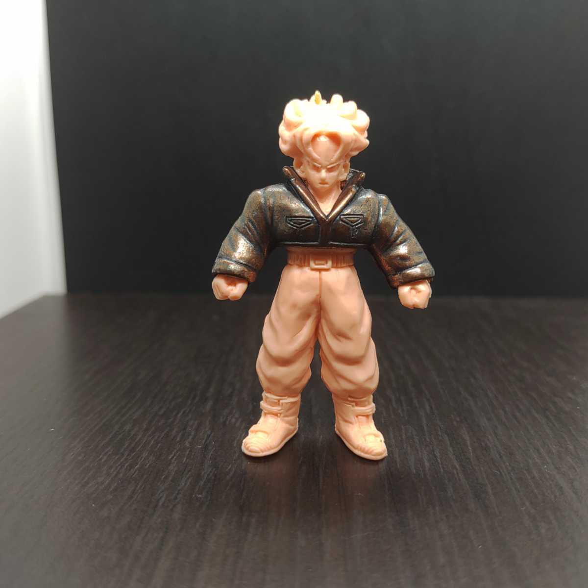 ドラゴンボール トランクス 肌色 メタルクロスアップ 消しゴム