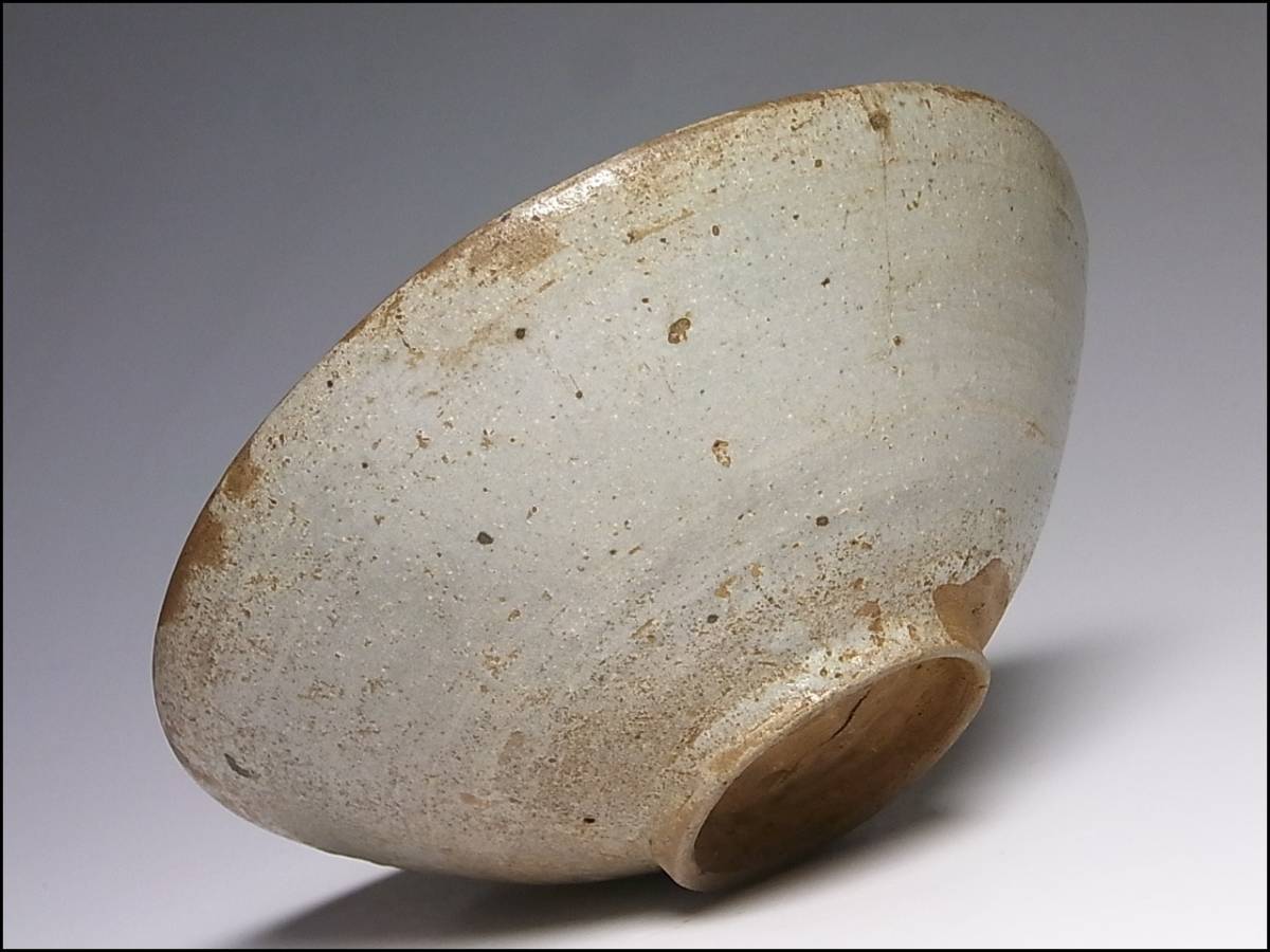 李朝時代粉青茶碗 ？箱付き