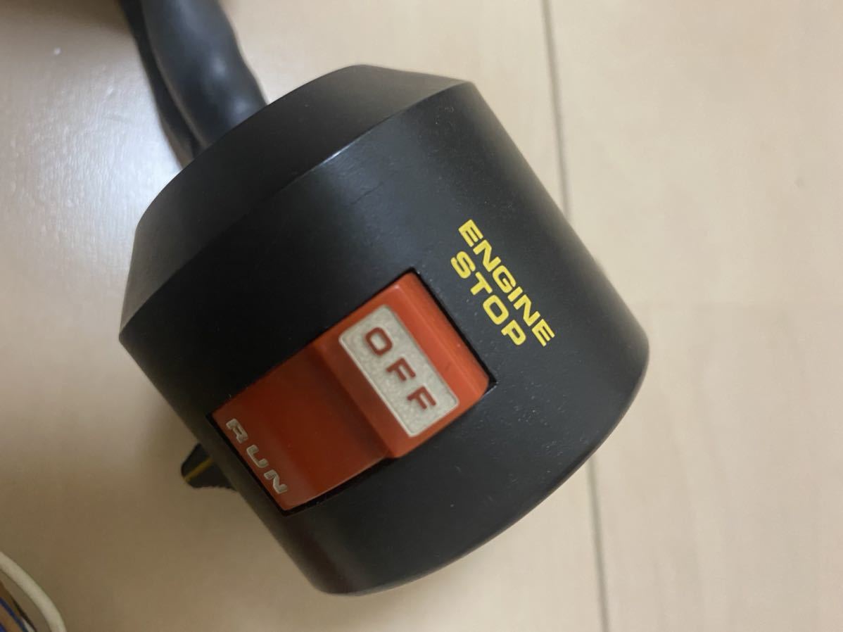 激レア新品？ CBR400F 純正スイッチボックス 右 美品 【公式通販】