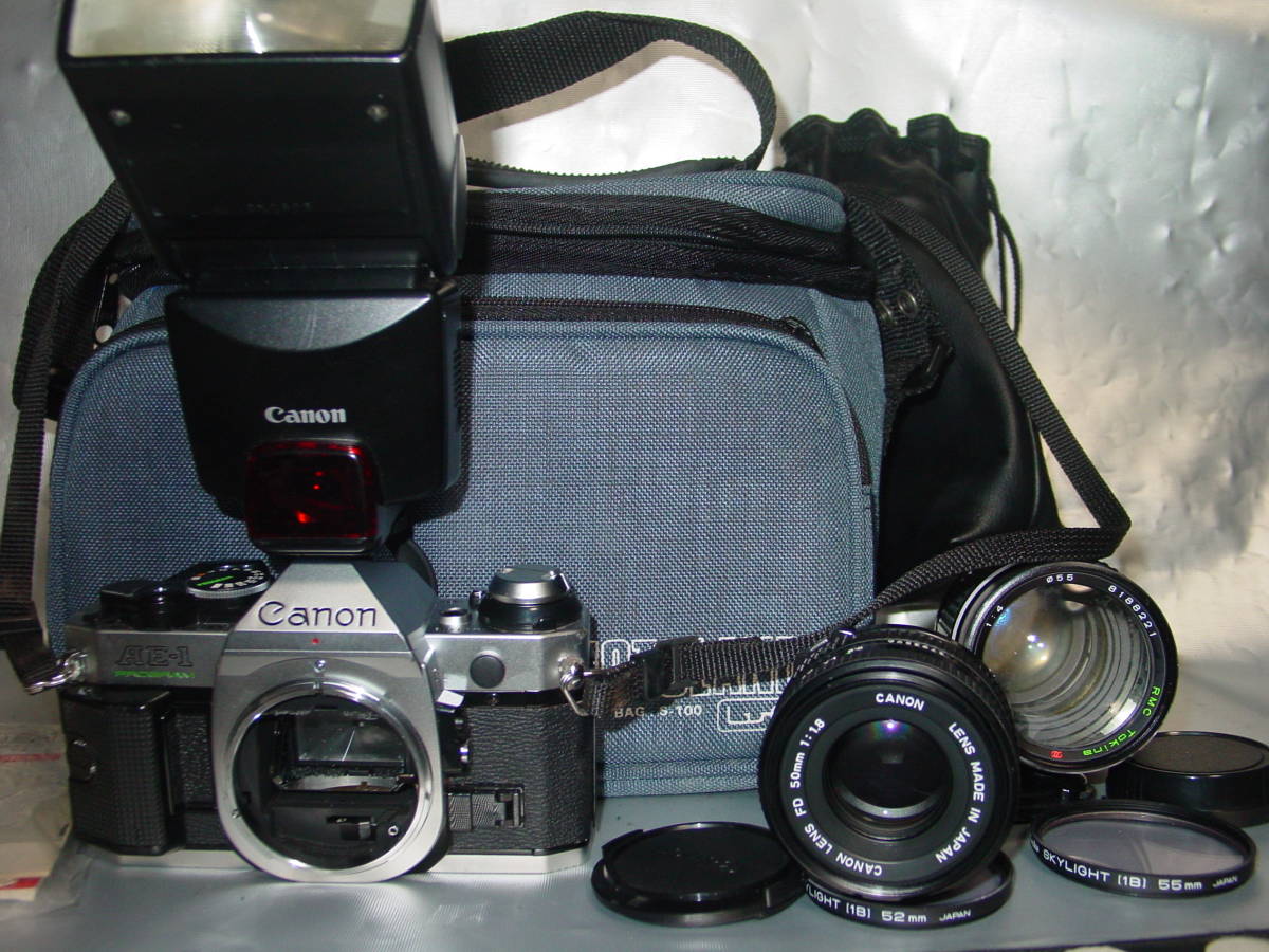 Canon AE-1 フィルム一眼レフカメラ ズームレンズ ストロボ付 Canon