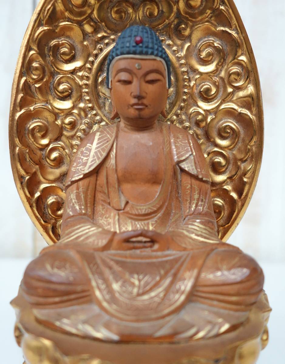 伝統工芸 工芸美術 仏教 釈迦如来坐像 仏像 佛像 仏陀 釈迦牟尼仏 釈迦牟尼世尊 金泥仕上 白毫入 青頭 仏壇 仏具 仏教美術(仏像)｜売買 ...