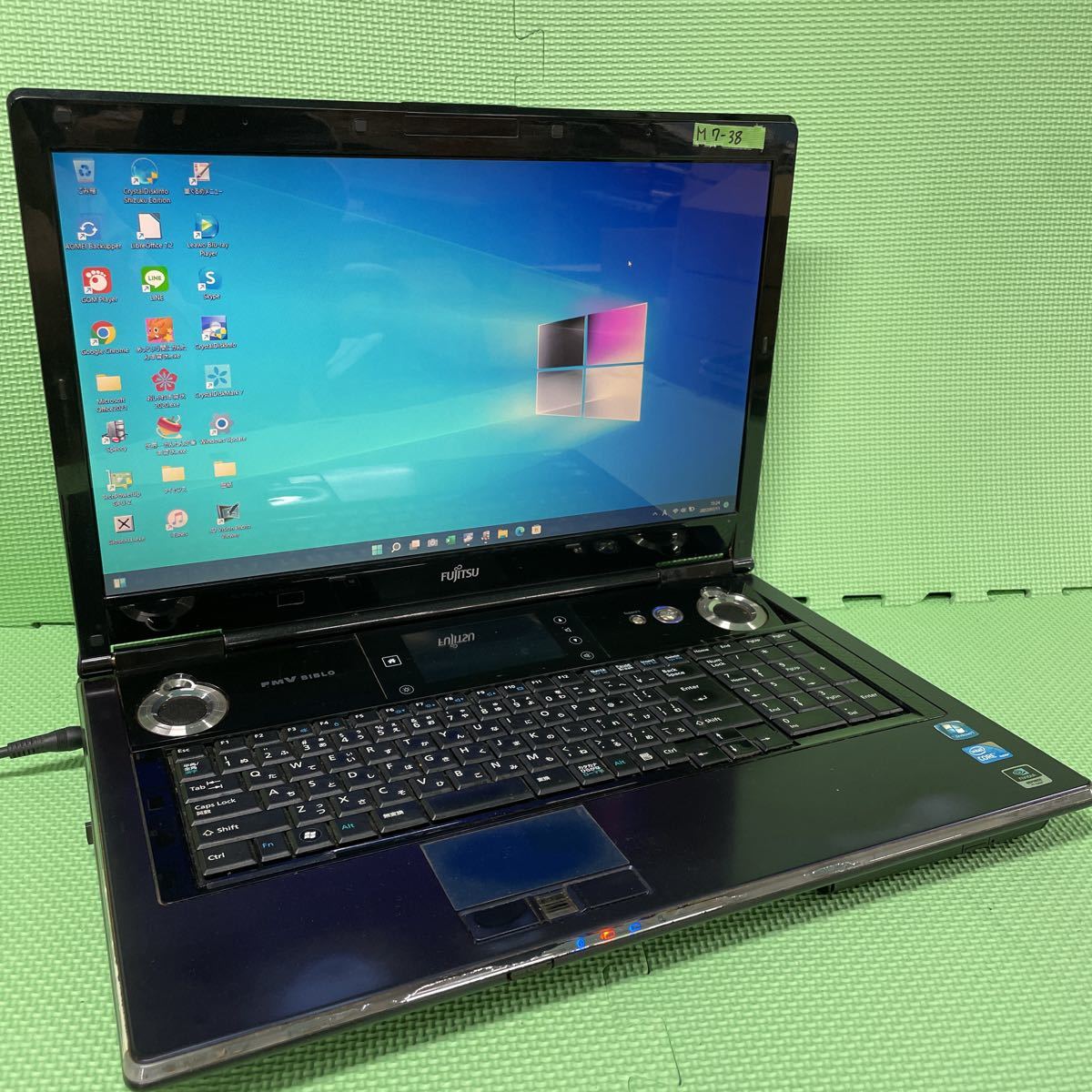 富士通 FMV BIBLO : FMV-BIBLO - ノートPC 高速SSD240GB搭載 ノート 