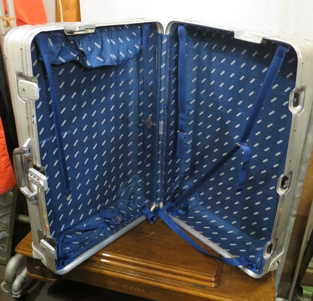 ☆RIMOWA リモワ / ヴィンテージ スーツケース 4輪 シルバー 大型