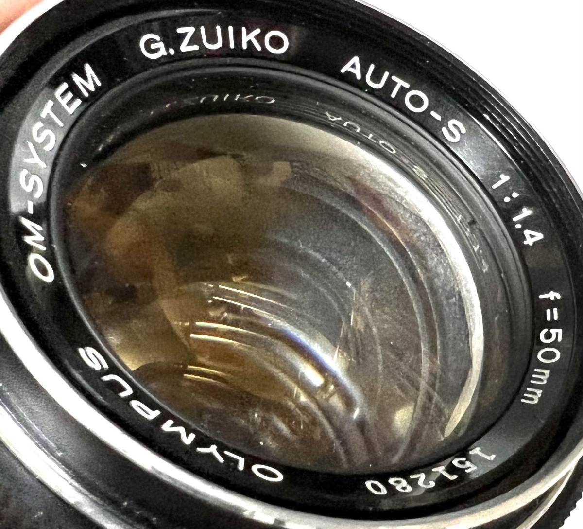 OLYMPUS オリンパス OM-1 + OM-SYSTEM G.ZUIKO AUTO-S 1:1.4 f=50mm 一眼