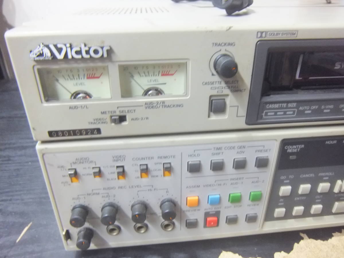 中古◆ビデオカセットレコーダー◆ビクター◆BR-S822B◆通電確認済　U-10141 Victor ビクター 業務用 S-VHSビデオ ○[中古品]Victor VHS＆S-VHS