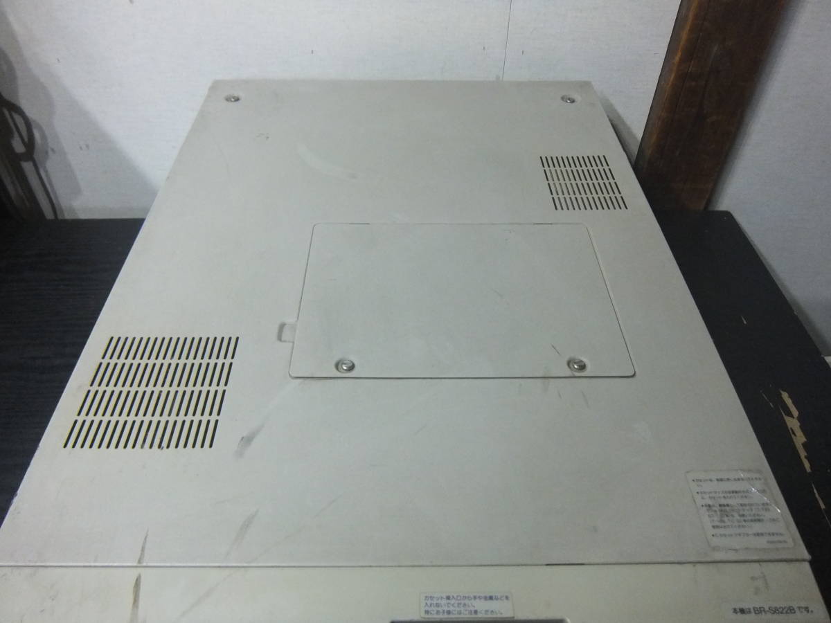 中古◆ビデオカセットレコーダー◆ビクター◆BR-S822B◆通電確認済　U-10141 Victor ビクター 業務用 S-VHSビデオ ○[中古品]Victor VHS＆S-VHS