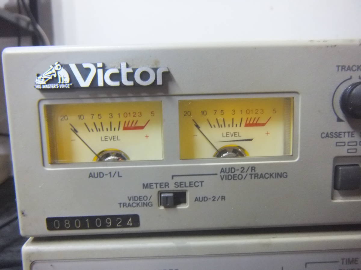 中古◆ビデオカセットレコーダー◆ビクター◆BR-S822B◆通電確認済　U-10141 Victor ビクター 業務用 S-VHSビデオ ○[中古品]Victor VHS＆S-VHS