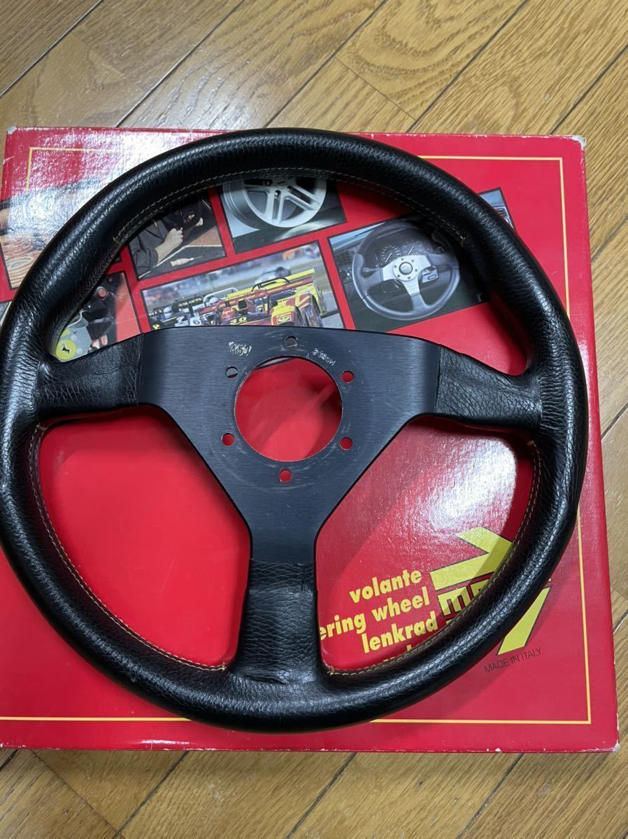 momo VELOCE RACING (320mm) のパーツレビュー ステアリング VELOCE