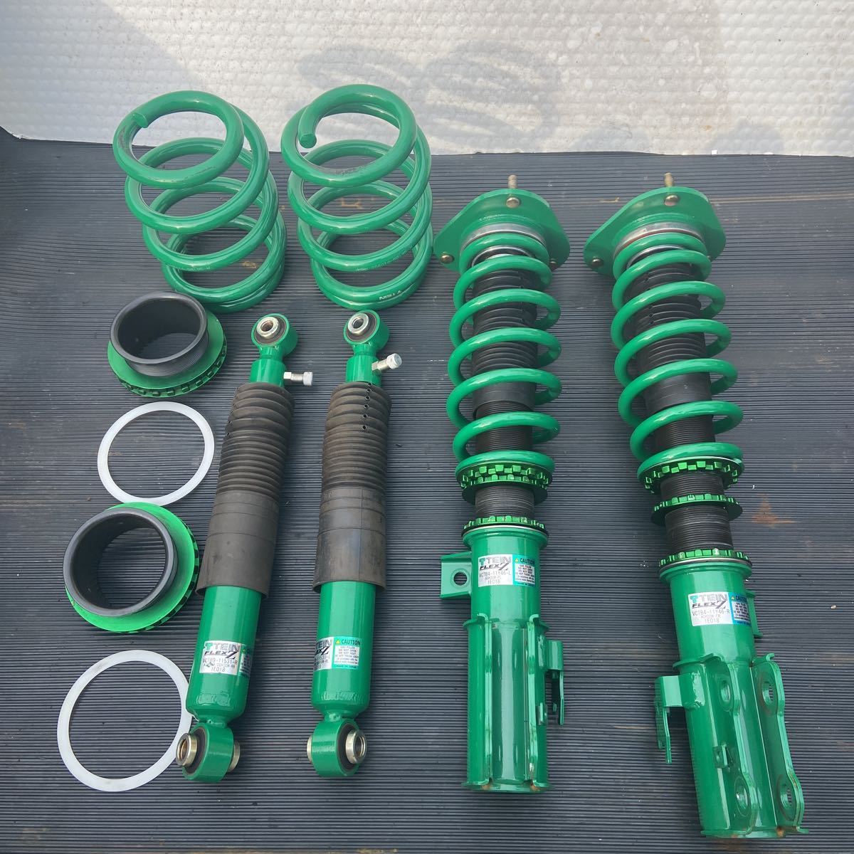 美品】TEIN 車高調 FLEX Z ヴェルファイア アルファード 30 TEIN 車