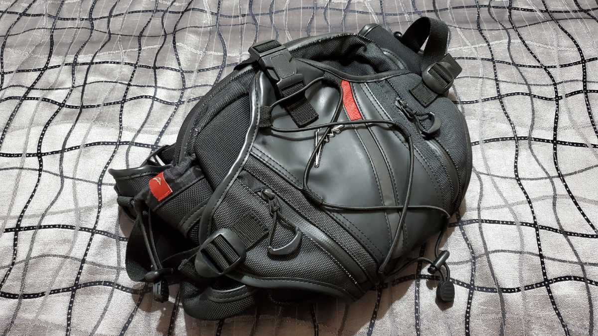 美品 クシタニ ヒップバッグ バイク用 レインカバー付 KUSHITANI 車