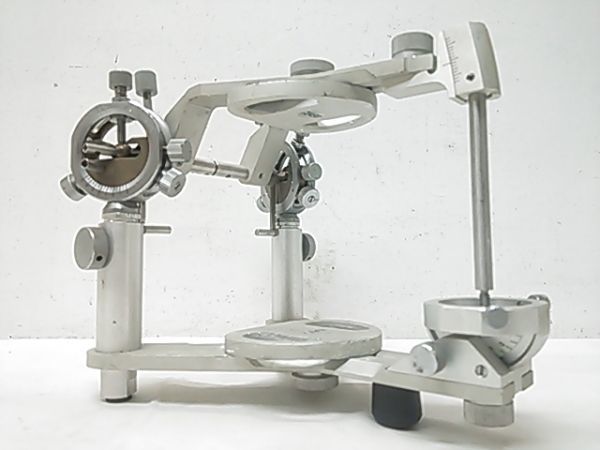 1円スタート！】Dr.Yoshiaki Kato 咬合器 KA-91 歯科技工 A3314  