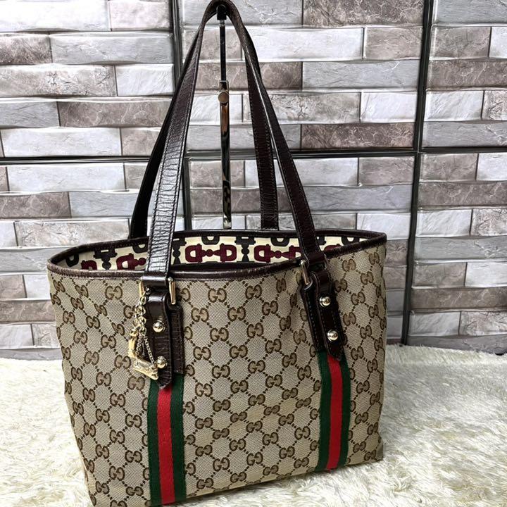 GUCCI GG柄 シェリーライン キャンバス トートバッグ チャーム付